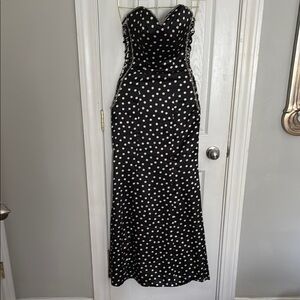 Mori Lee Black and White Sheath Dress Sweetheart Neckline